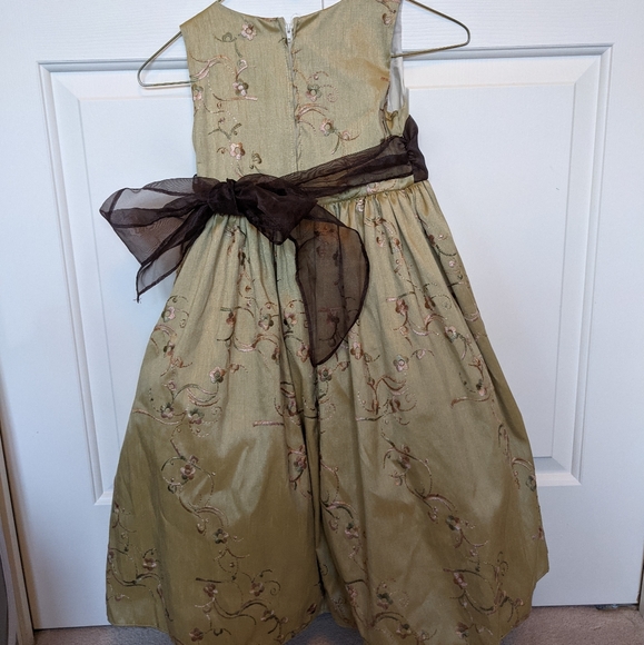 KIKI USA Girls Green Poofy Flower Dress - Picture 4 of 5